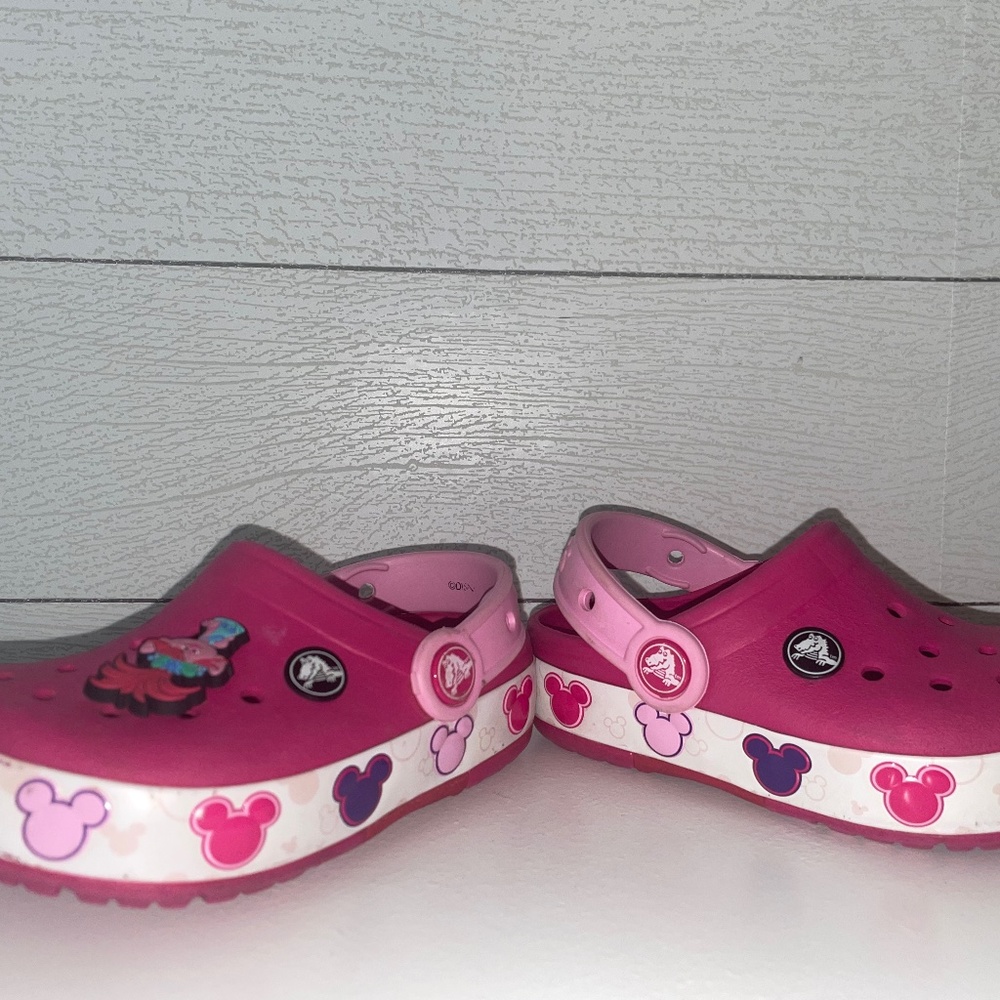 Minnie Mouse Crocs Size C9